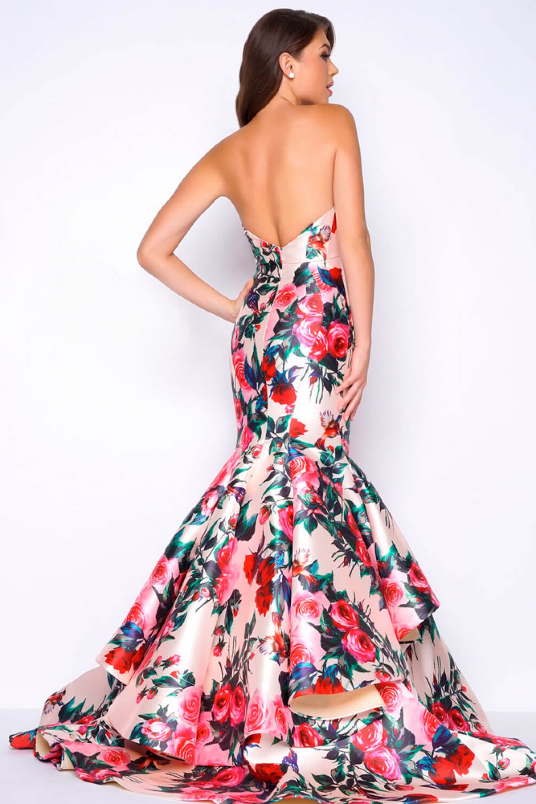 Mac Duggal