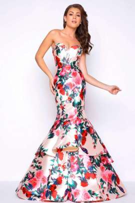 Mac Duggal